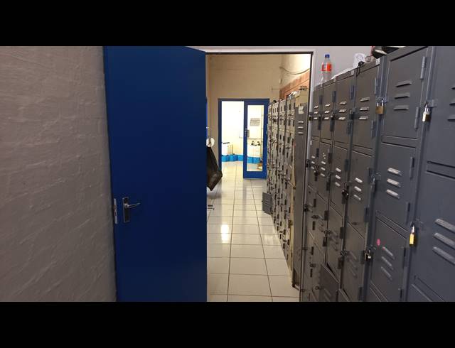 1,100M² BUILDING TO LET IN WESTMEAD